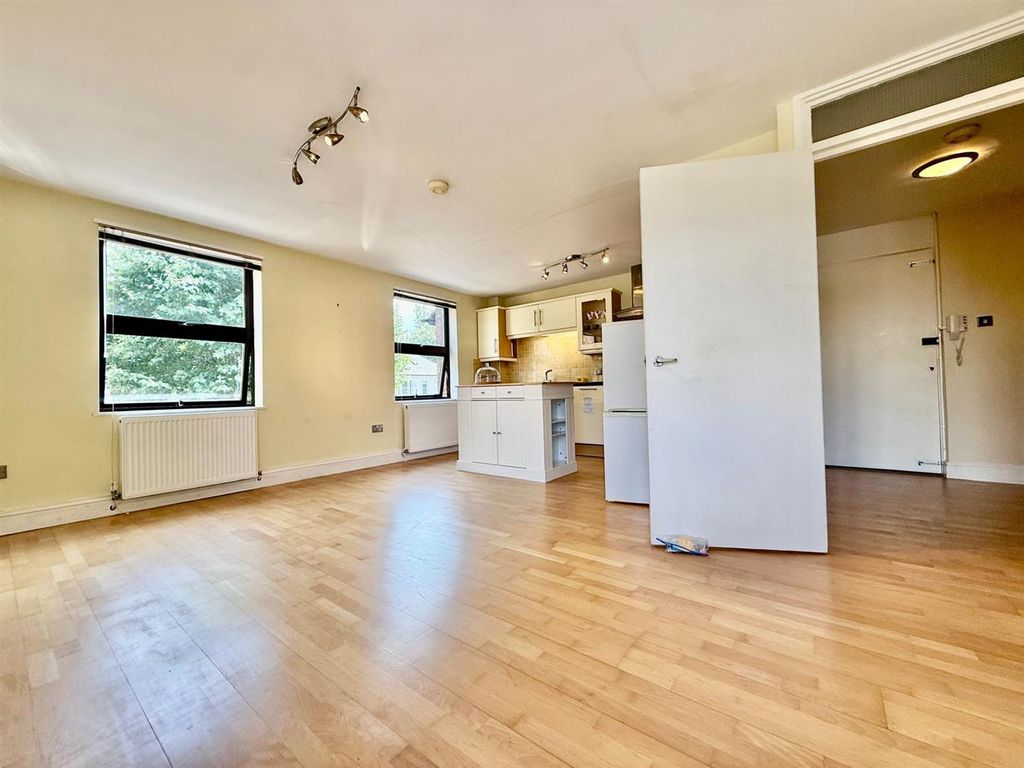 Property photo 1 of 6 Whatsapp Image 2026-07-17 At 16.00.03 (2).Jpeg