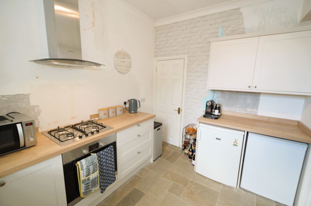 Property photo 3 of 15 Kitchen