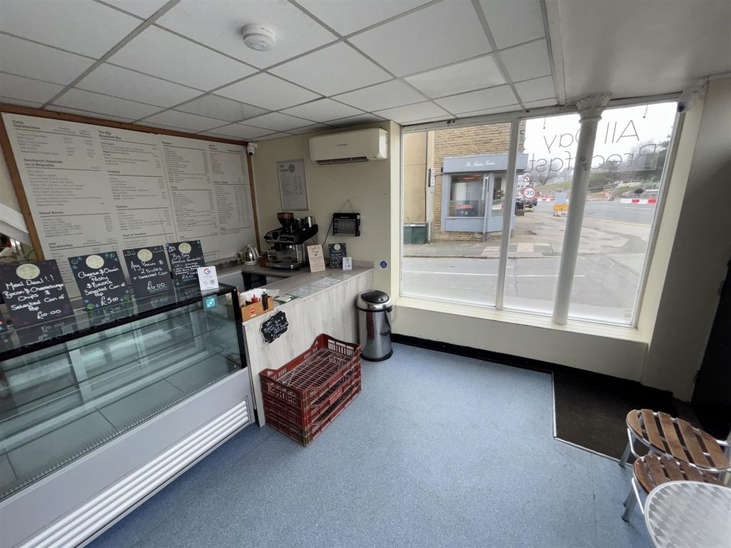 Property photo 2 of 7 Photo 1