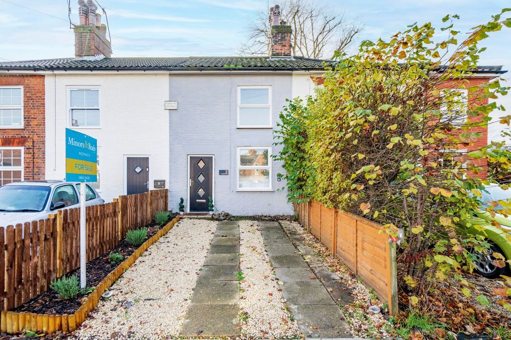 Property photo 1 of 22