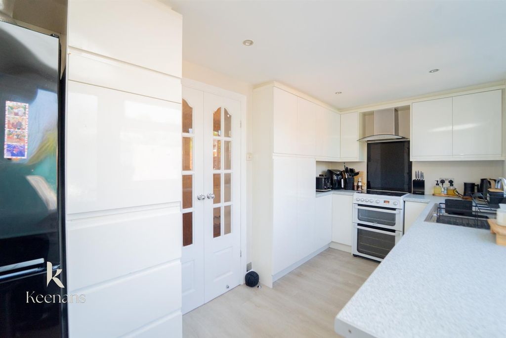Property photo 2 of 26 6.Jpg