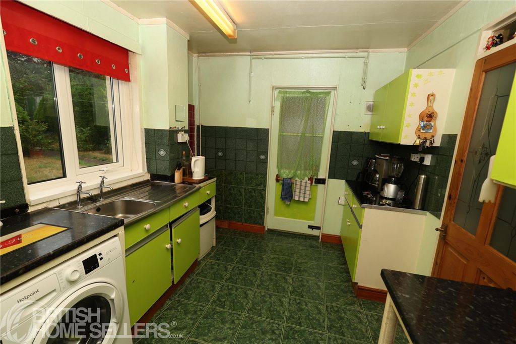 Property photo 3 of 20 Picture No. 09