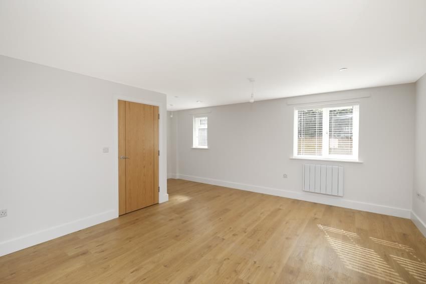 Property photo 3 of 10 5A1A9591.Jpg