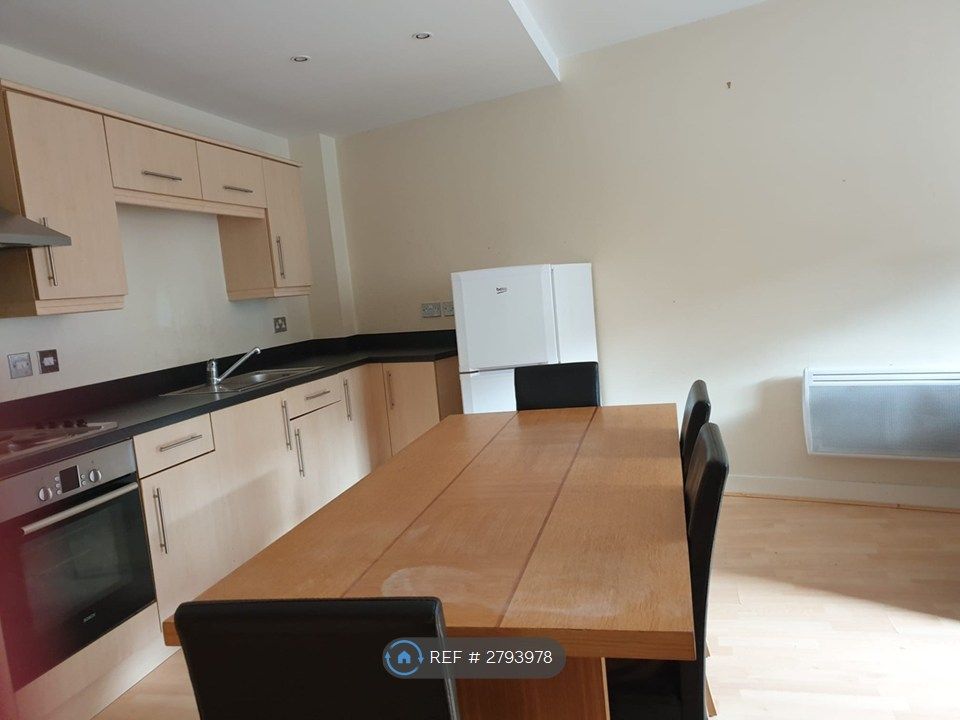 Property photo 3 of 9