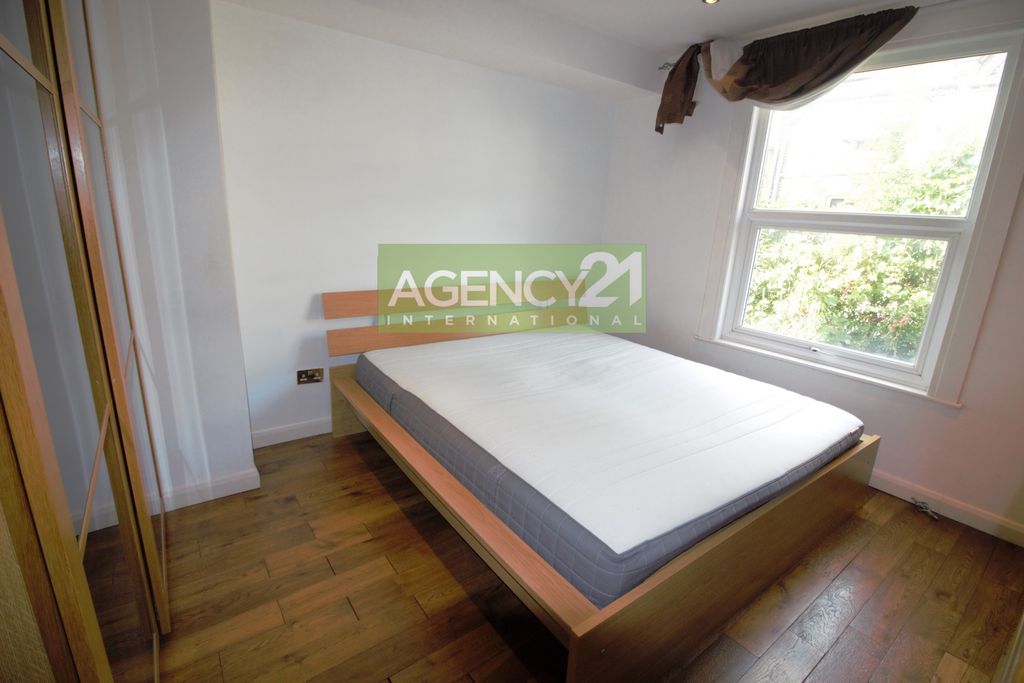 Property photo 3 of 9 Photo 5