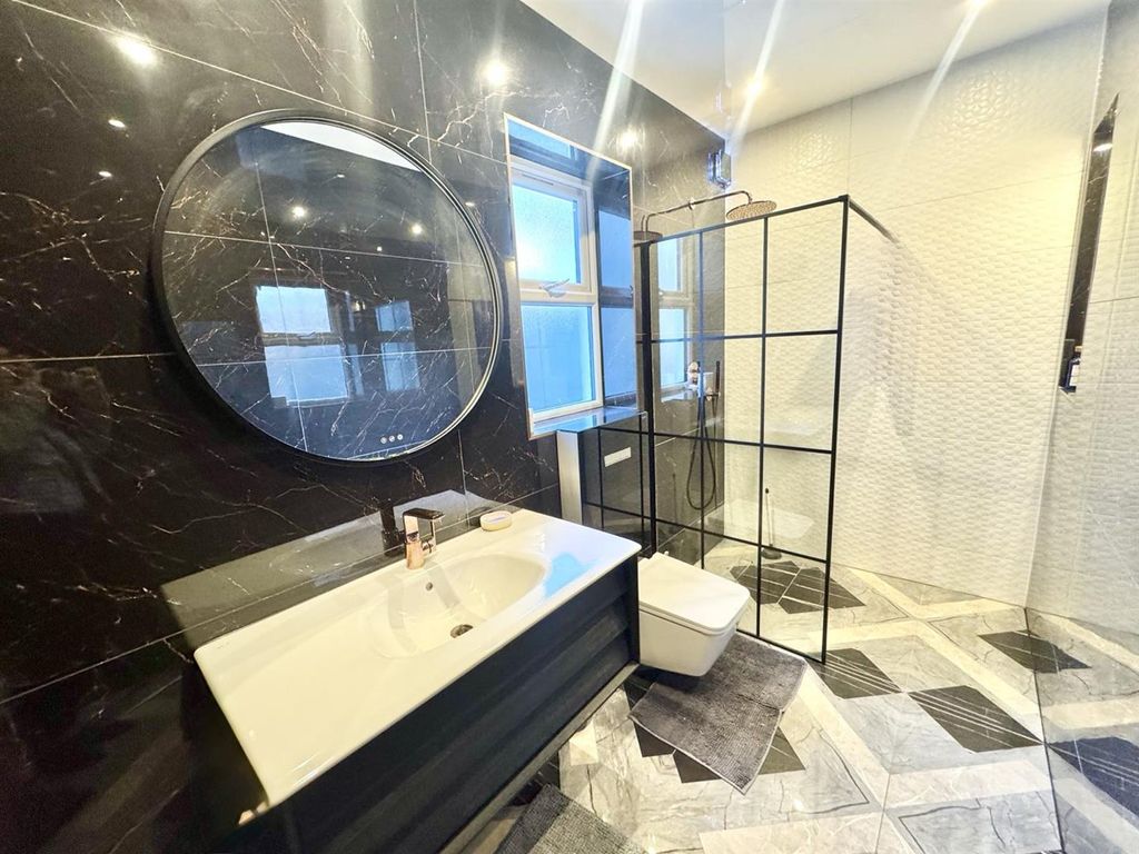 Additional image 19 of 5 bed semi-detached house for saleCheyne Walk, Croydon CR0