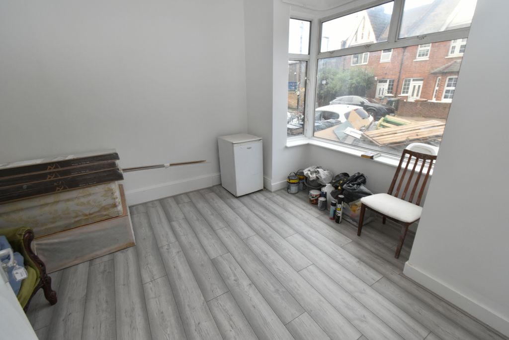 Property photo 2 of 13 Gallery