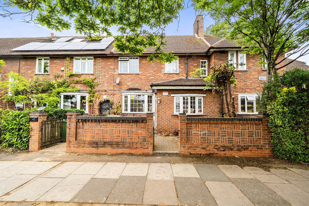 Property photo 1 of 12