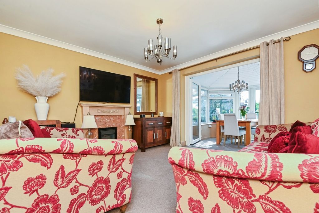 Property photo 3 of 15 Pbox-Img.Jpg