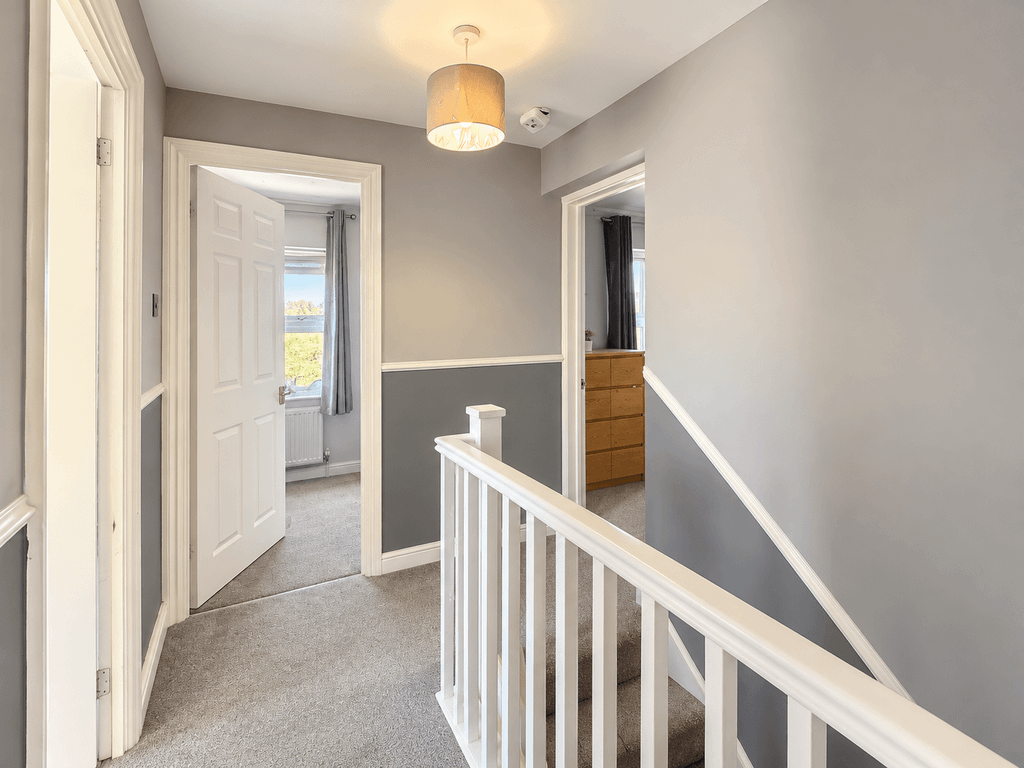 Property photo 3 of 15 2618Bfec-95Af-4F50-A374-574Fb64110A8