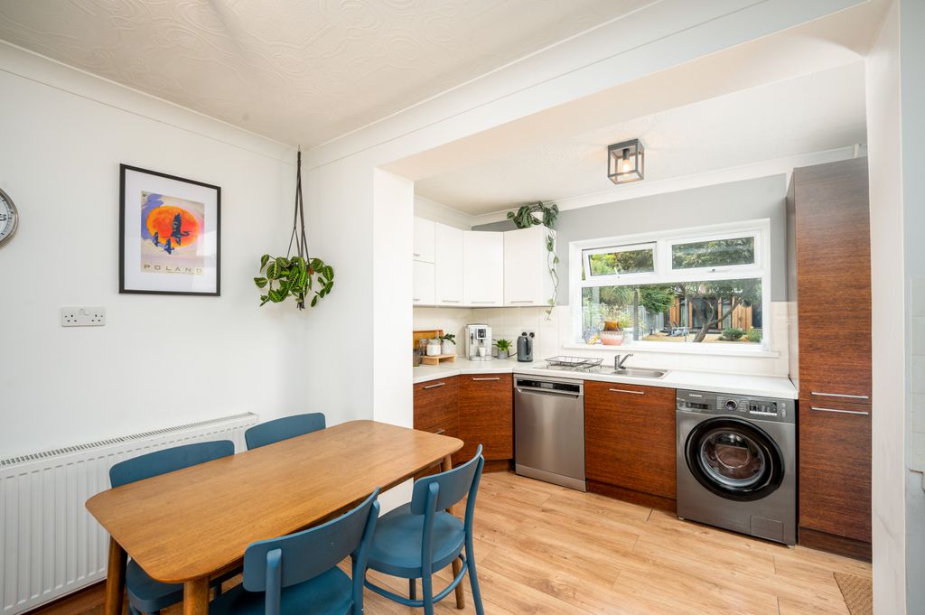 Property photo 1 of 26 08