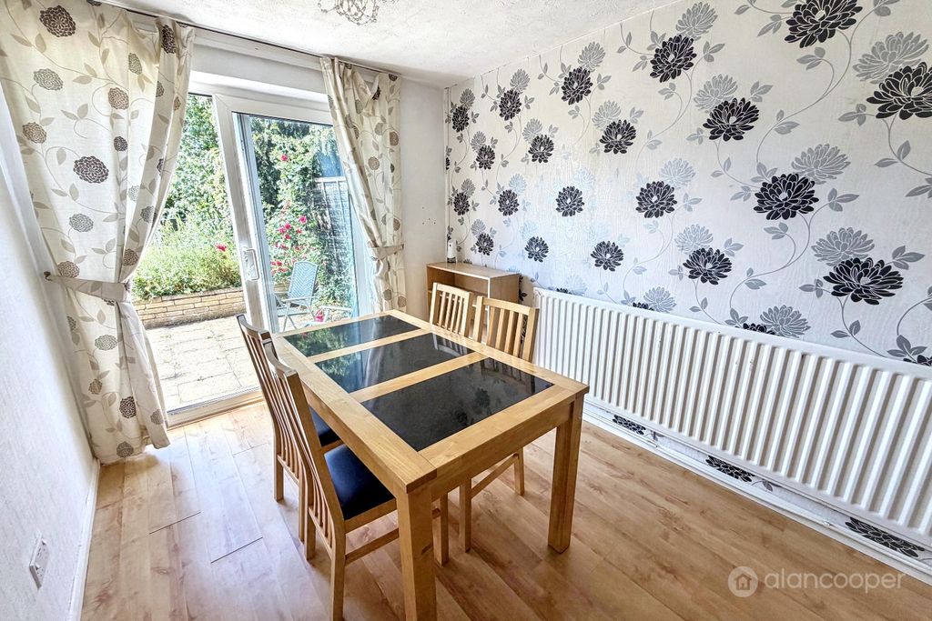 Property photo 3 of 14 5086987