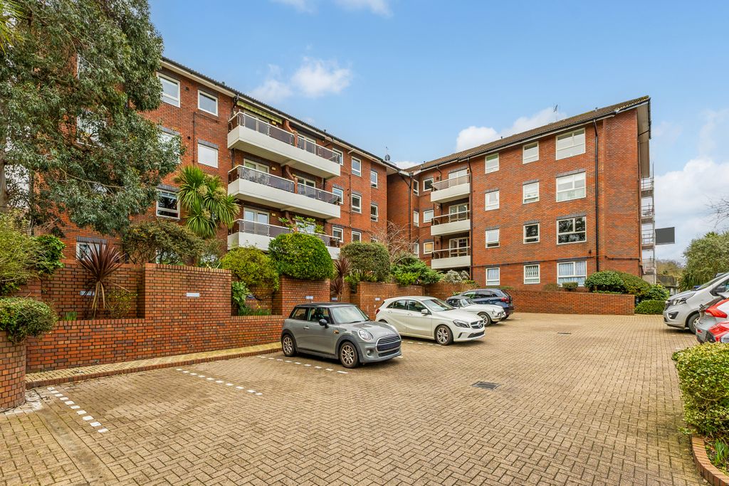 Property photo 1 of 10