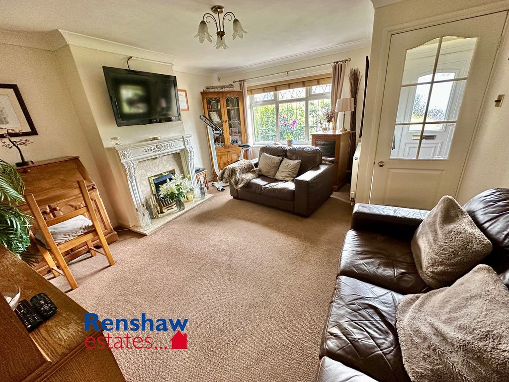 Property photo 1 of 13 L (1)