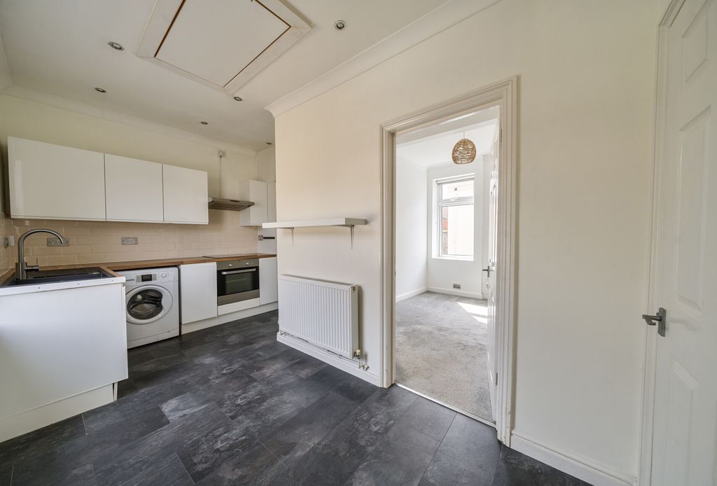 Property photo 3 of 14 1446920-5-69E2297...