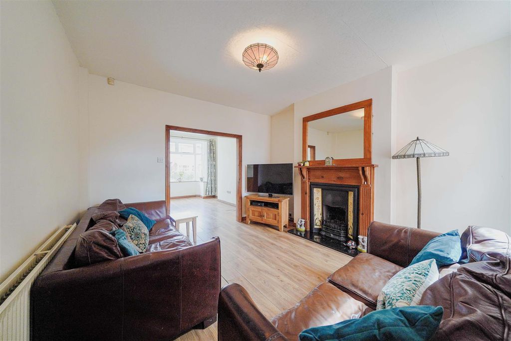 Property photo 2 of 14 68ML-8.Jpg