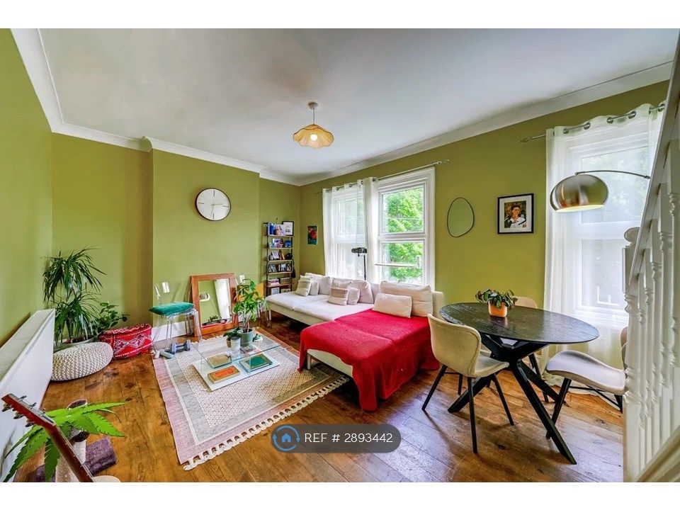 Property photo 3 of 13