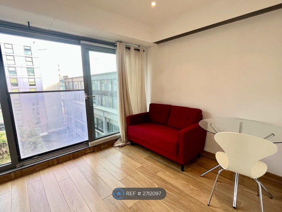 Property photo 1 of 9 Living Room