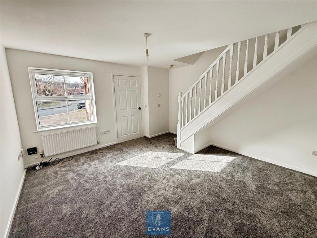 Property photo 3 of 13 Living Room