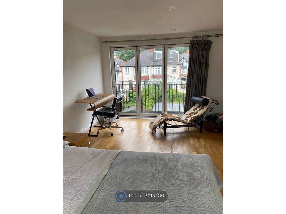 Property photo 2 of 4