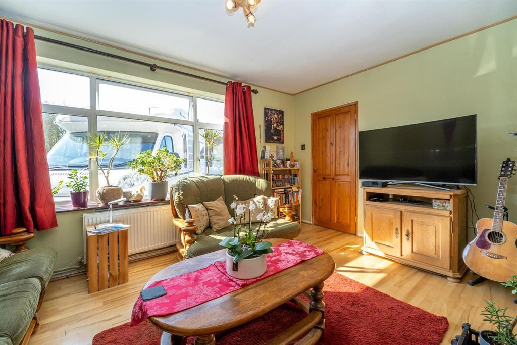 Property photo 3 of 22 Reception Room