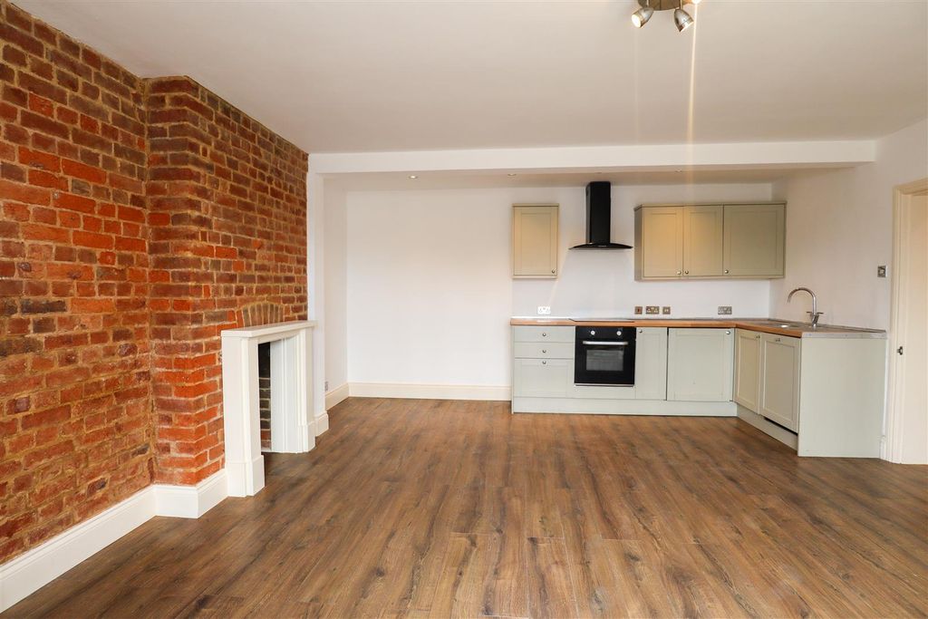 Property photo 3 of 10 Img_6431.Jpg