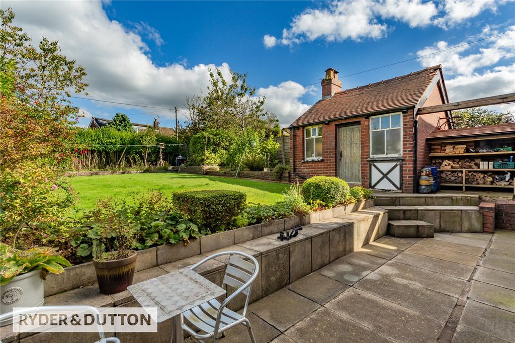 Property photo 3 of 28 Garden