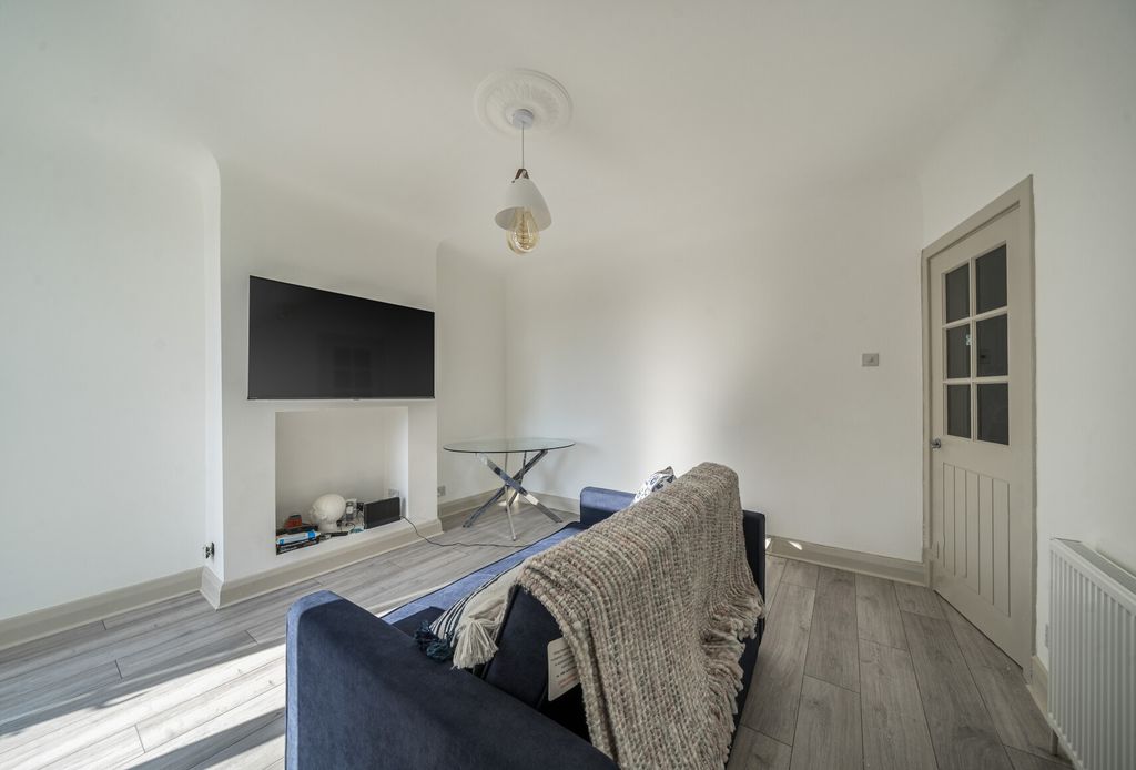 Property photo 2 of 10 1309518-13-68505A...