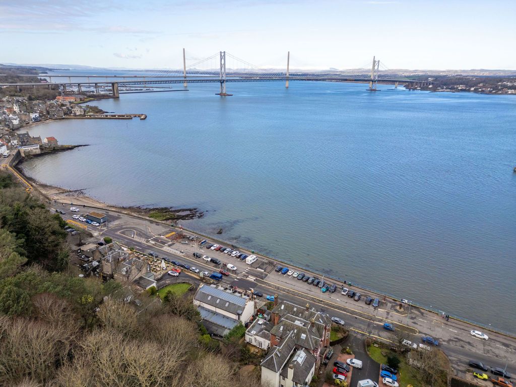 Property photo 3 of 14 Photo 3