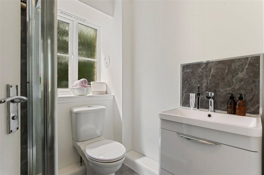 Additional image 7 of 3 bed flat for saleWest Wellhall Wynd, Hamilton, Lanarkshire ML3