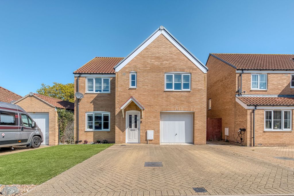 Property photo 1 of 21