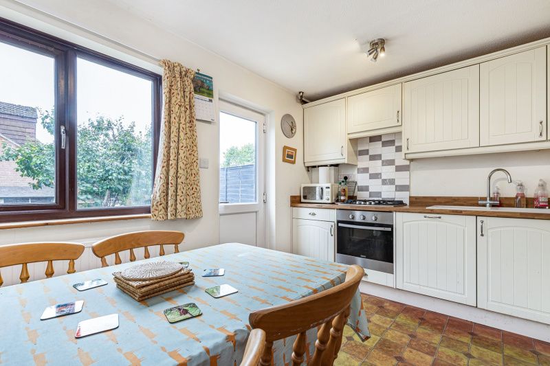 Property photo 3 of 14 Kitchen Dining