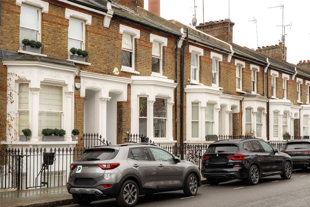 Property photo 2 of 19 Exterior