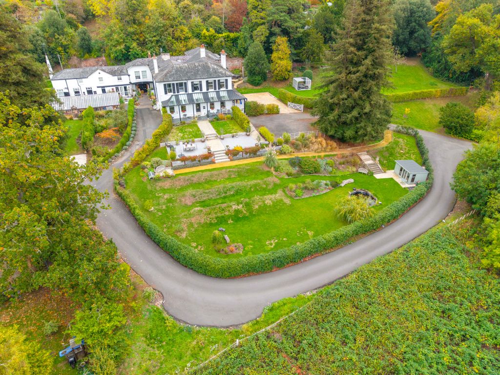 Property photo 2 of 49