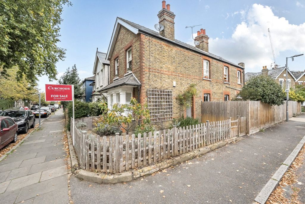 Property photo 1 of 17 Exterior