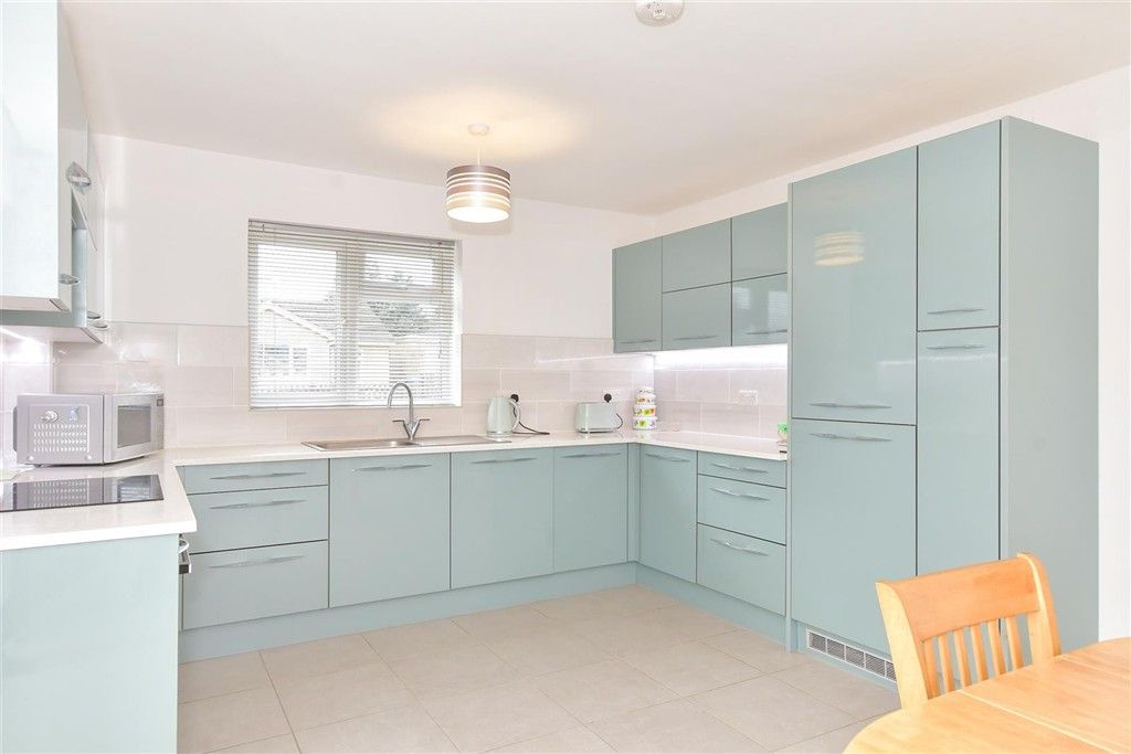 Property photo 2 of 16 Kitchen/Diner