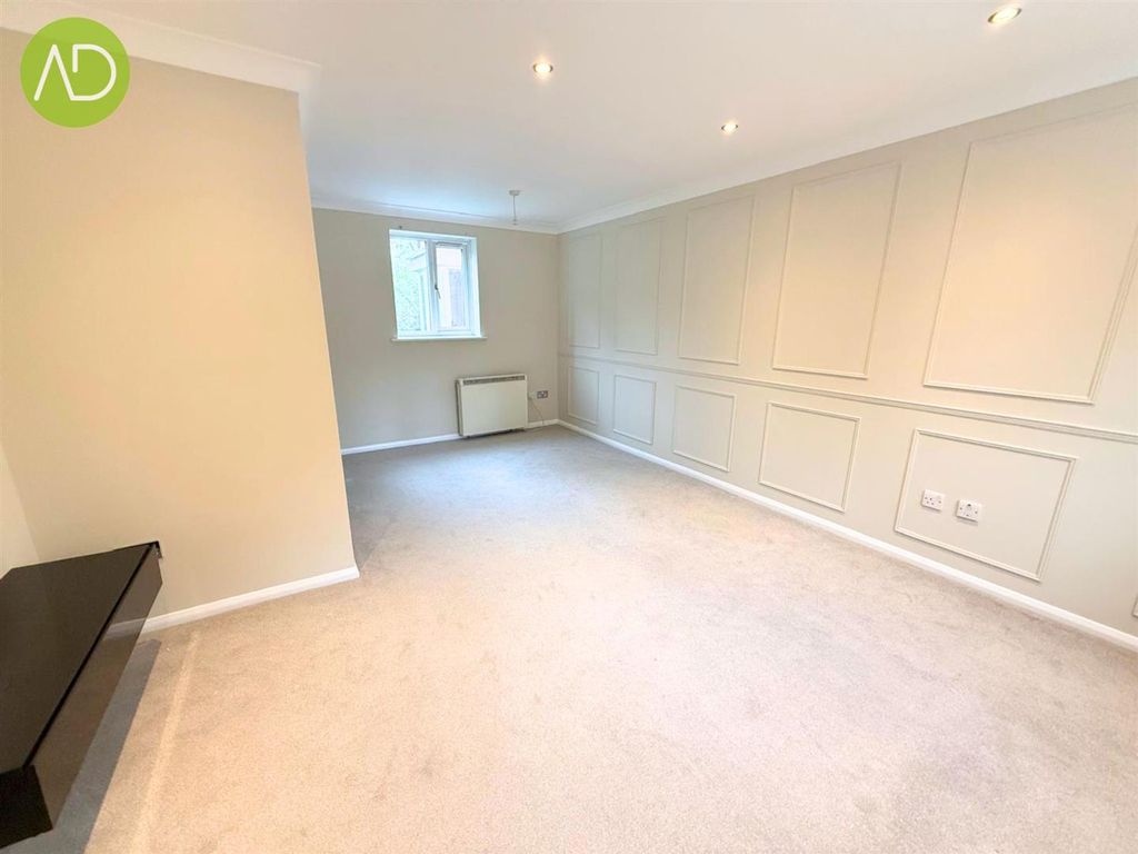 Property photo 3 of 7 13.Jpg