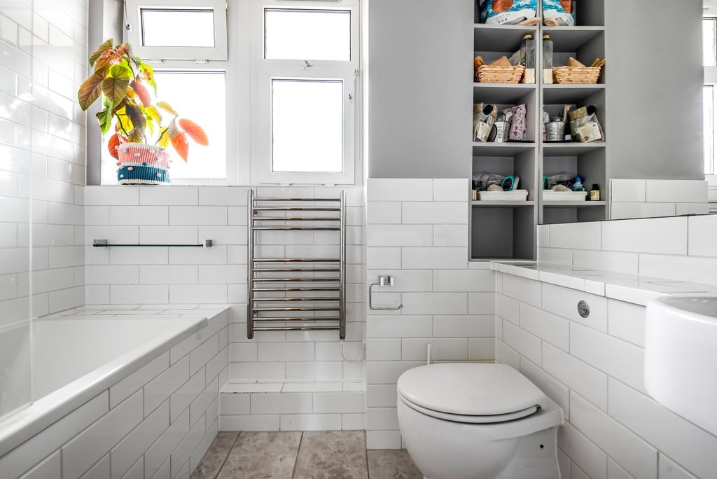 Property photo 3 of 6 771775 (6)