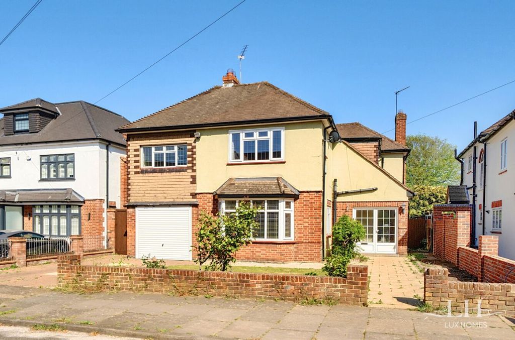 Property photo 1 of 20