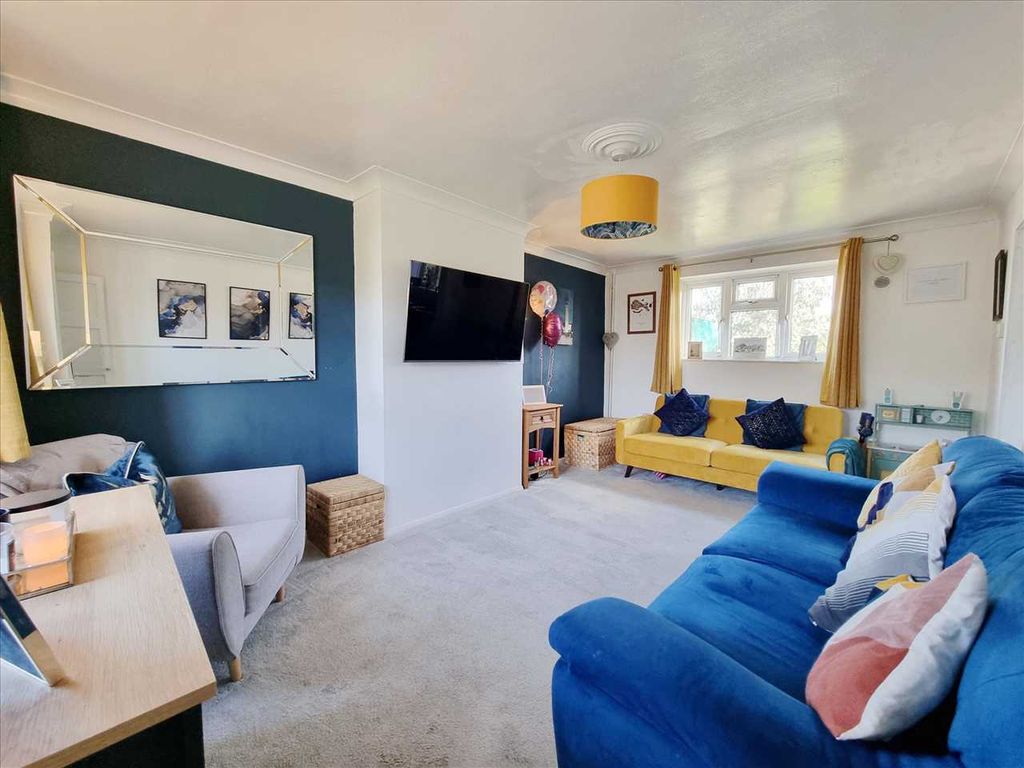 Property photo 3 of 11 Further Aspect: