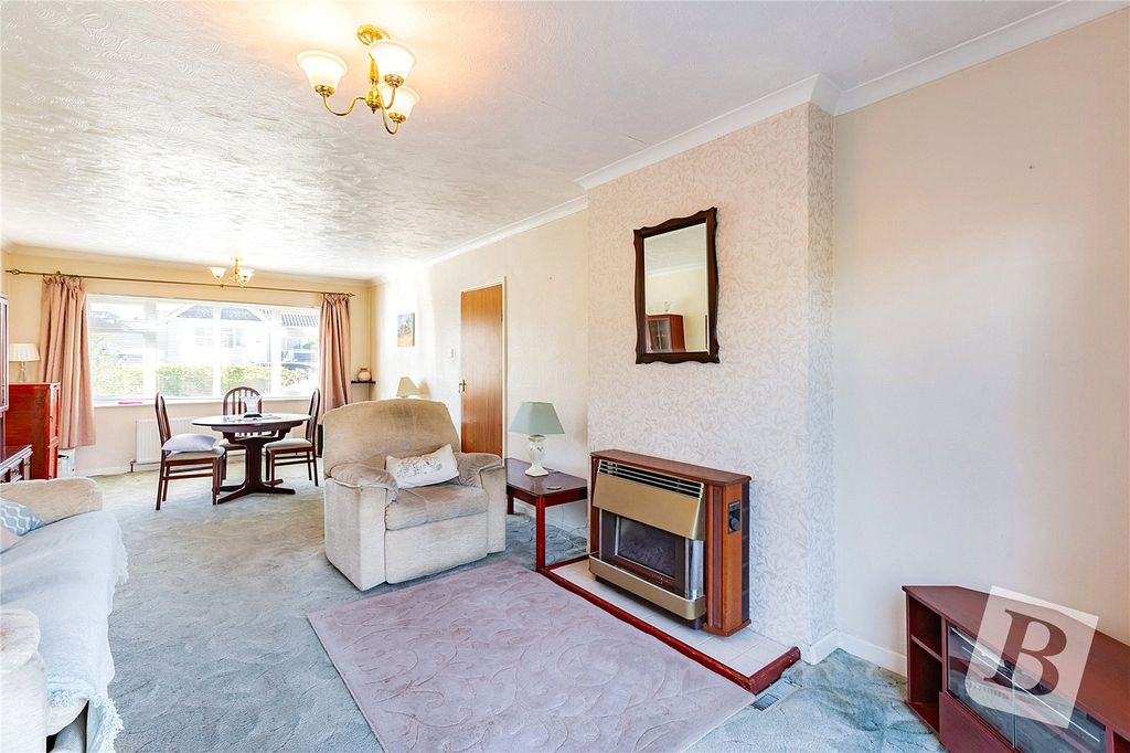 Property photo 2 of 21 Living Area