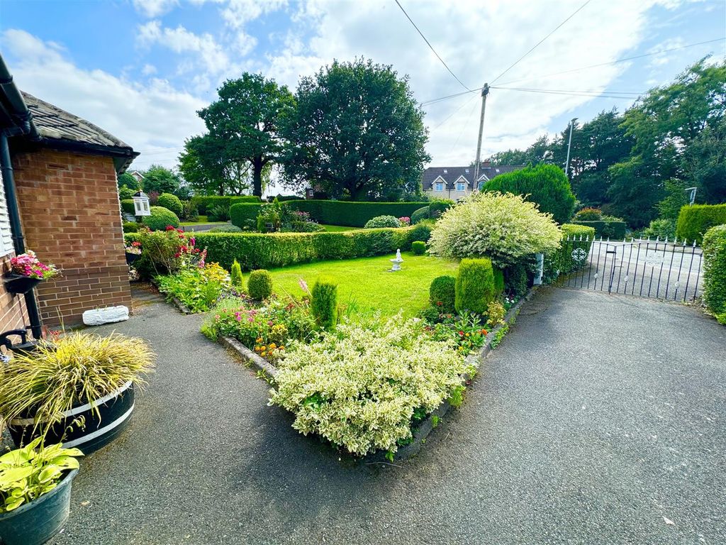 Property photo 3 of 27 3.Jpg