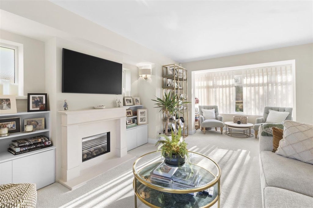 Property photo 3 of 36 Img_5941.Jpg