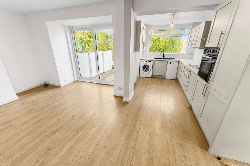 Property photo 2 of 19 2.Jpg
