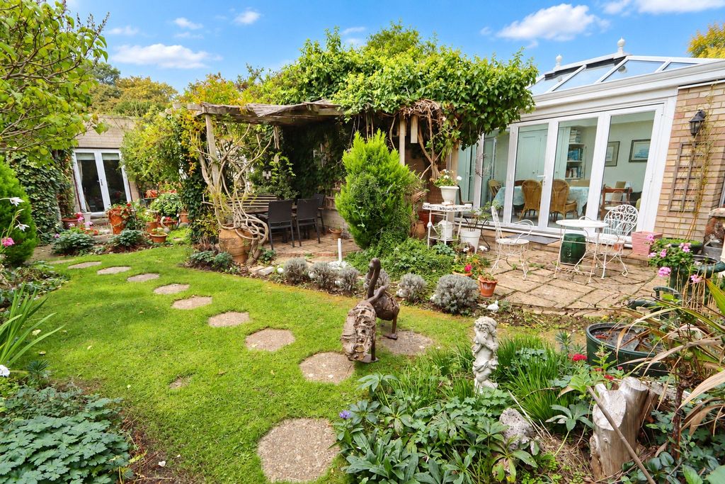 Property photo 1 of 13 Picture No. 14
