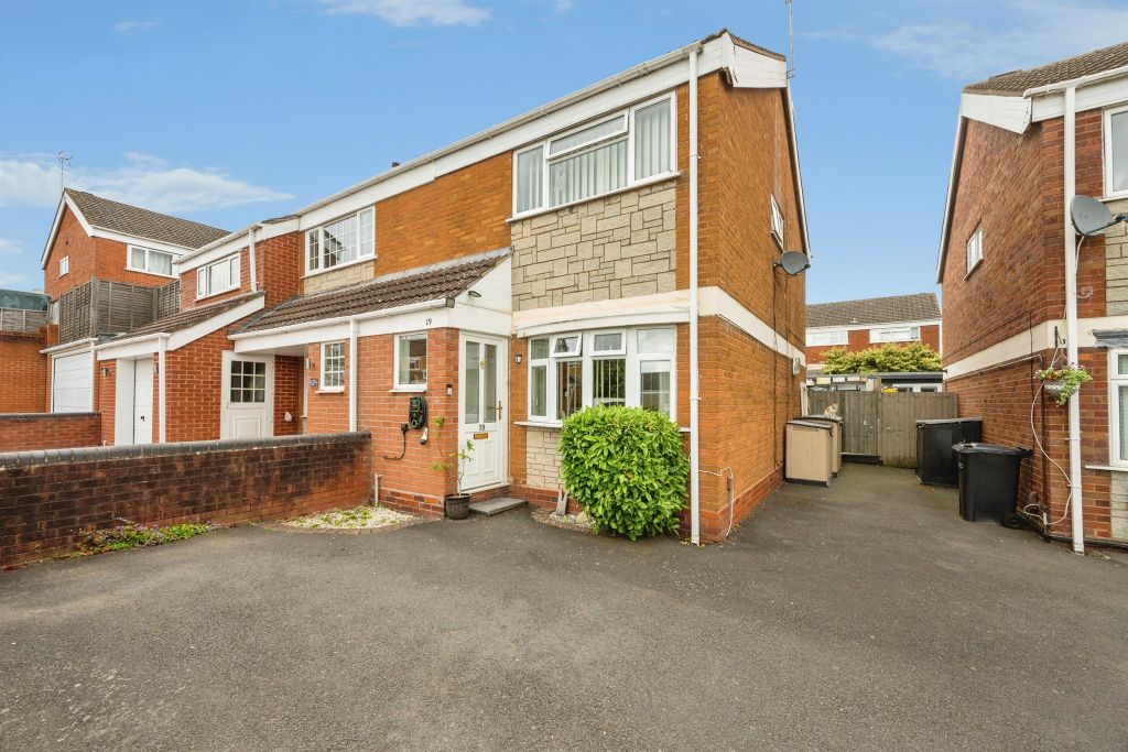 Property photo 1 of 15