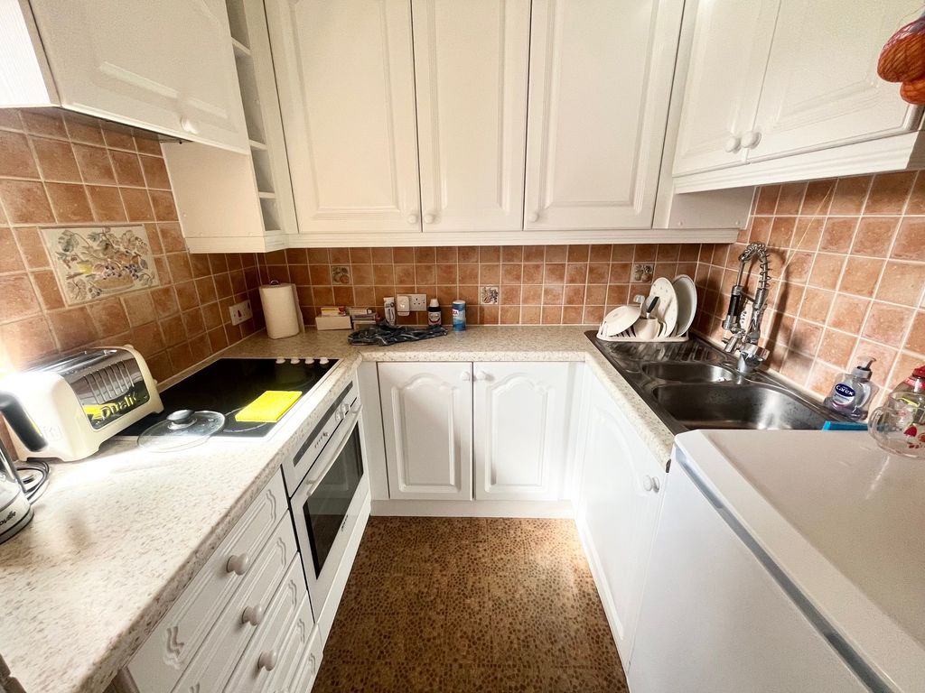 Property photo 2 of 5