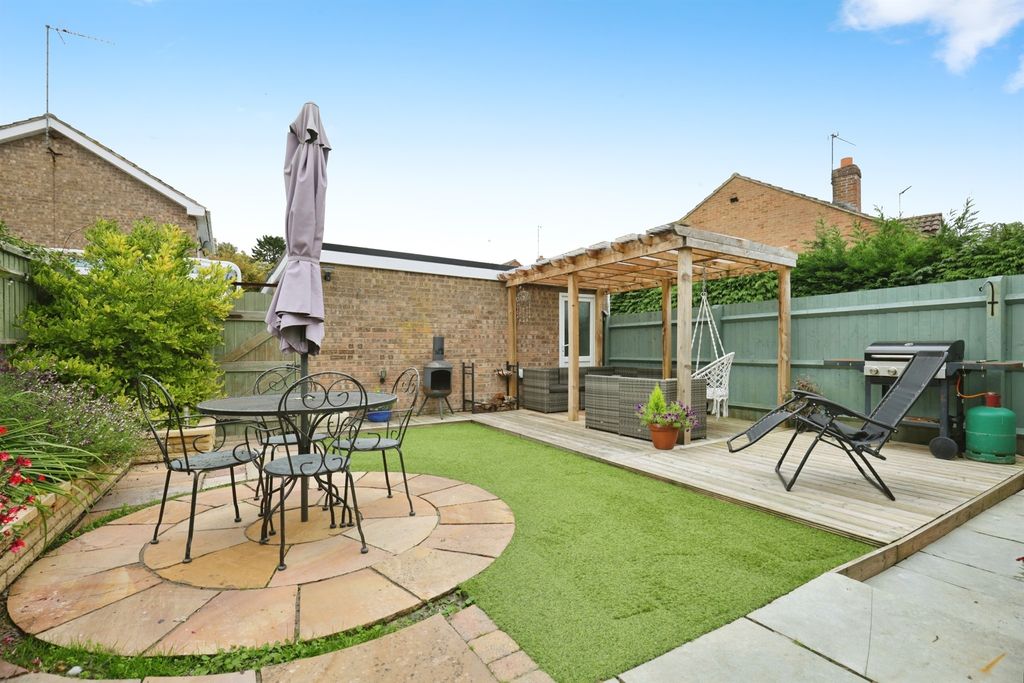 Property photo 3 of 18