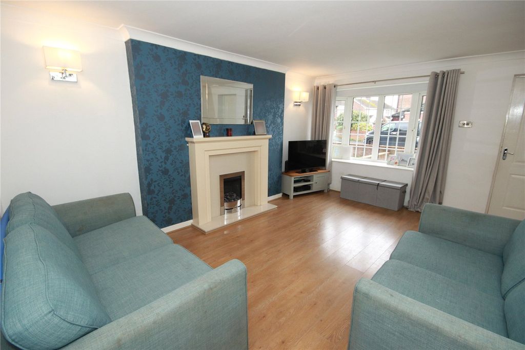 Property photo 3 of 14 Picture No. 02