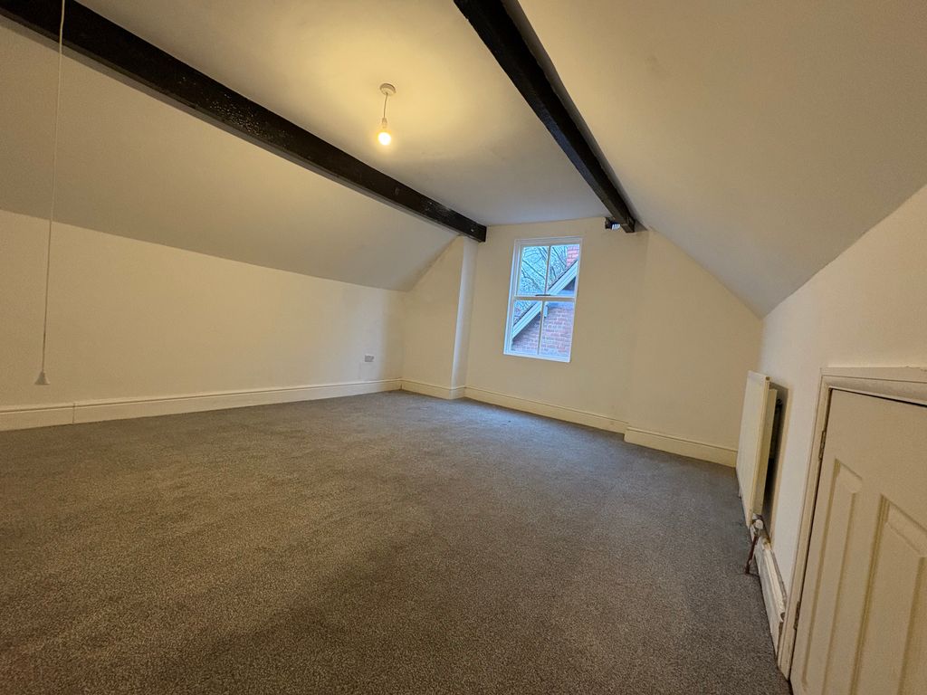 Property photo 1 of 2